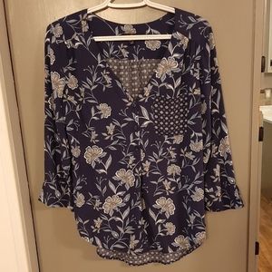 Womens 3/4 sleeve floral blouse